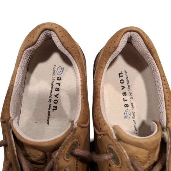 Aravon by New Balance Leather Shoe, Size 7 - Picture 7 of 14